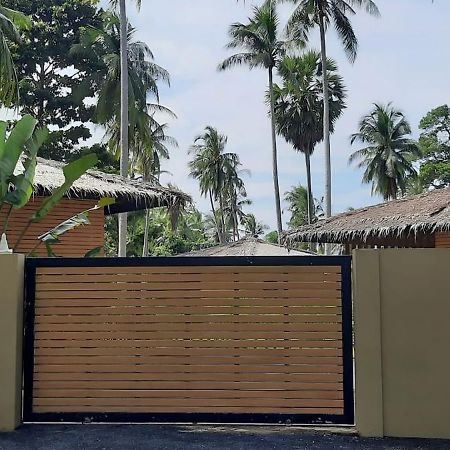 Suan Residence - Exotic And Contemporary Bungalows With Private Pool Чалоклум Екстериор снимка