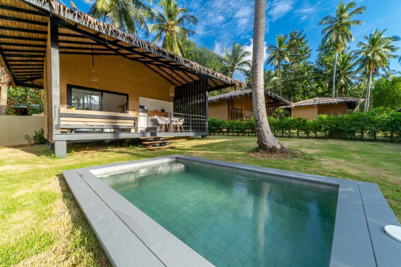Suan Residence - Exotic And Contemporary Bungalows With Private Pool Чалоклум Екстериор снимка