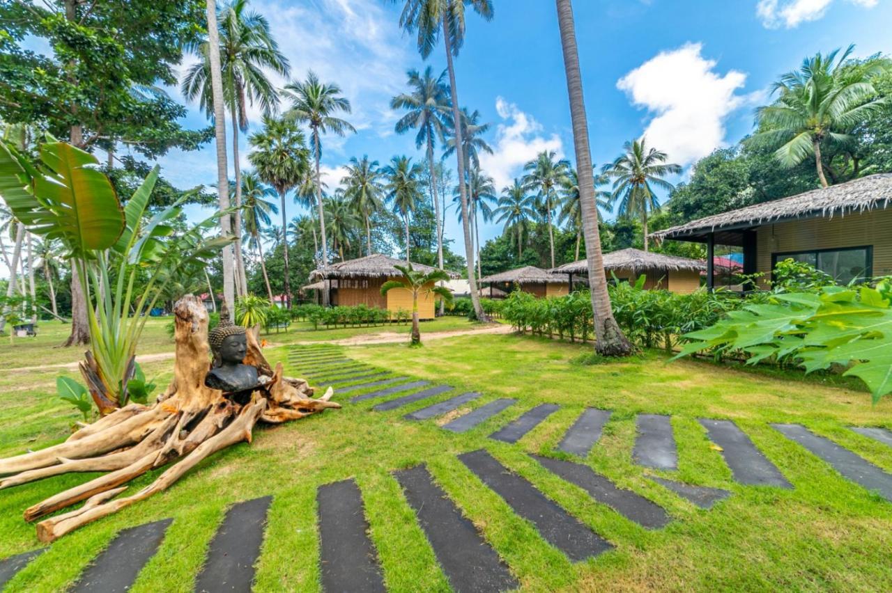 Suan Residence - Exotic And Contemporary Bungalows With Private Pool Чалоклум Екстериор снимка
